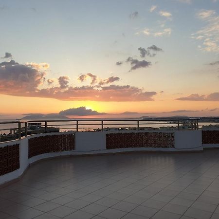 Lux Apartments Vlorë Esterno foto