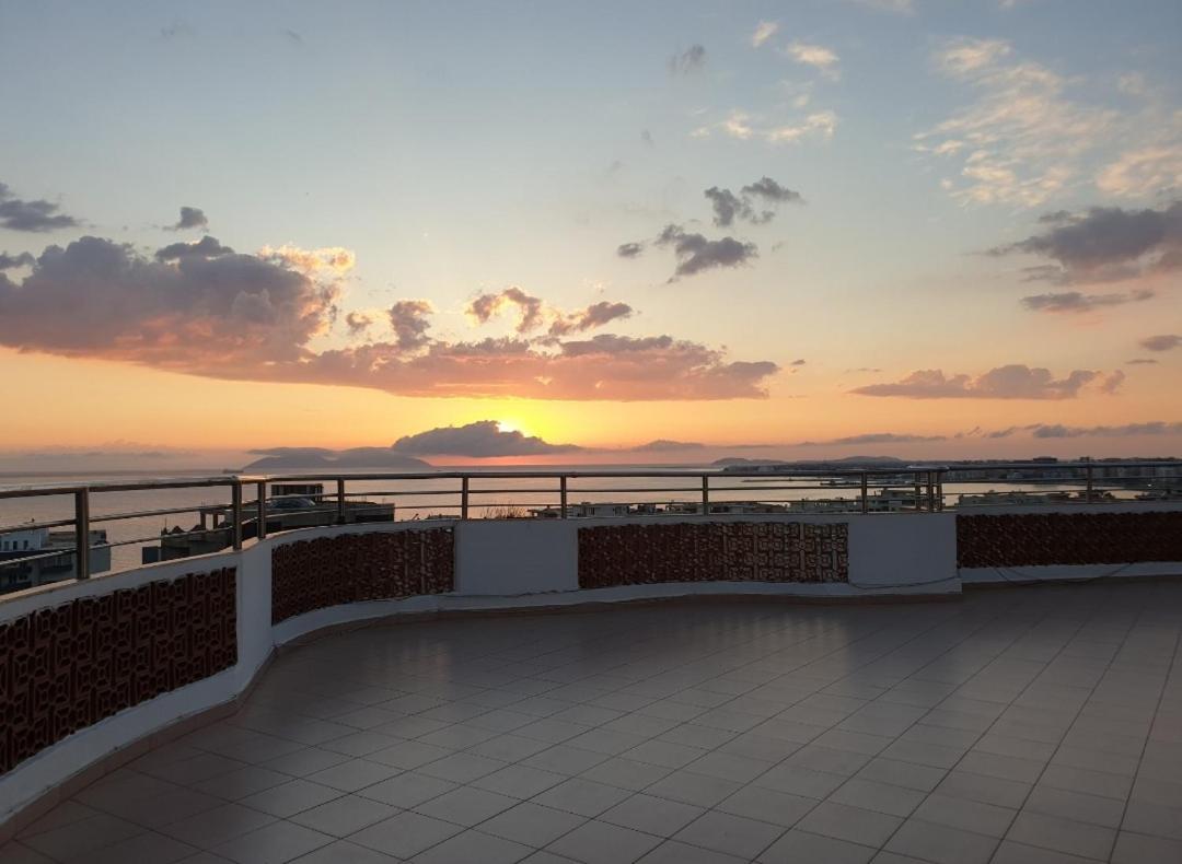 Lux Apartments Vlorë Esterno foto