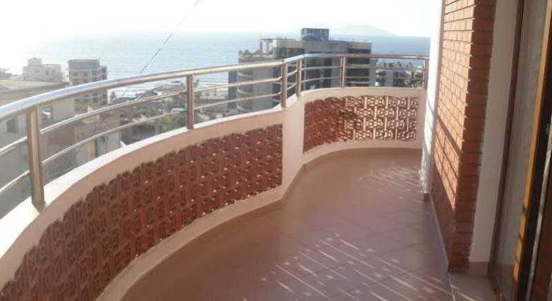 Lux Apartments Vlorë Esterno foto